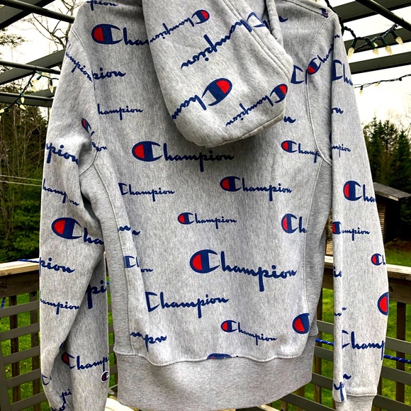 Champion Hoodie, Used-Like new Condition. - Picture 2 of 2